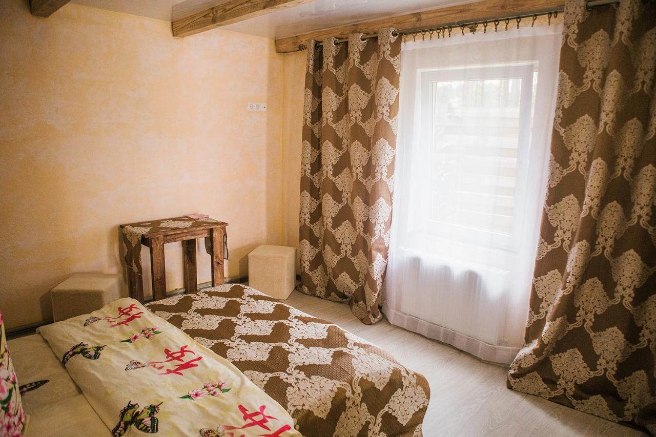 ホテルU Listochka Bereza エクステリア 写真